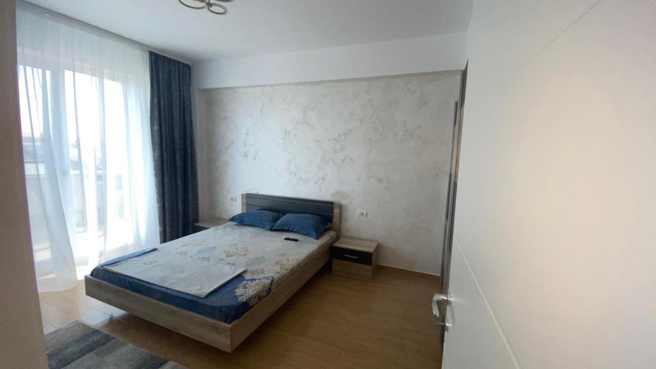 Costin Apartments C&C Residence 2 Năvodari Екстериор снимка
