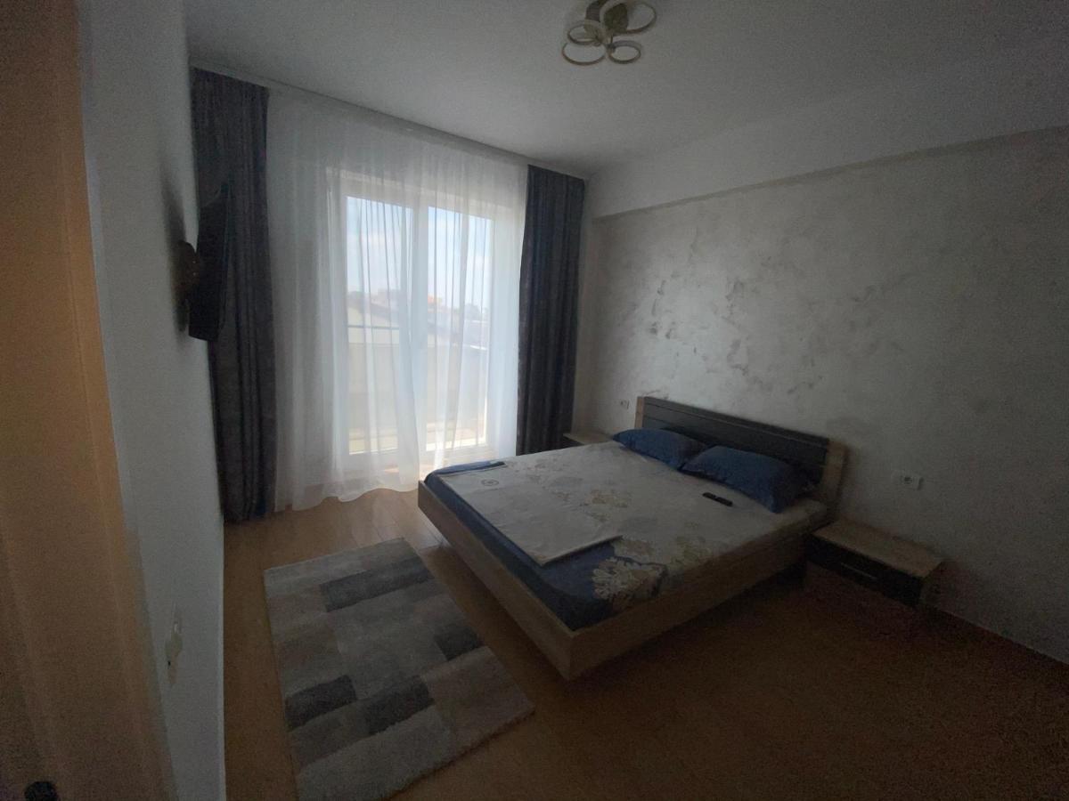 Costin Apartments C&C Residence 2 Năvodari Екстериор снимка