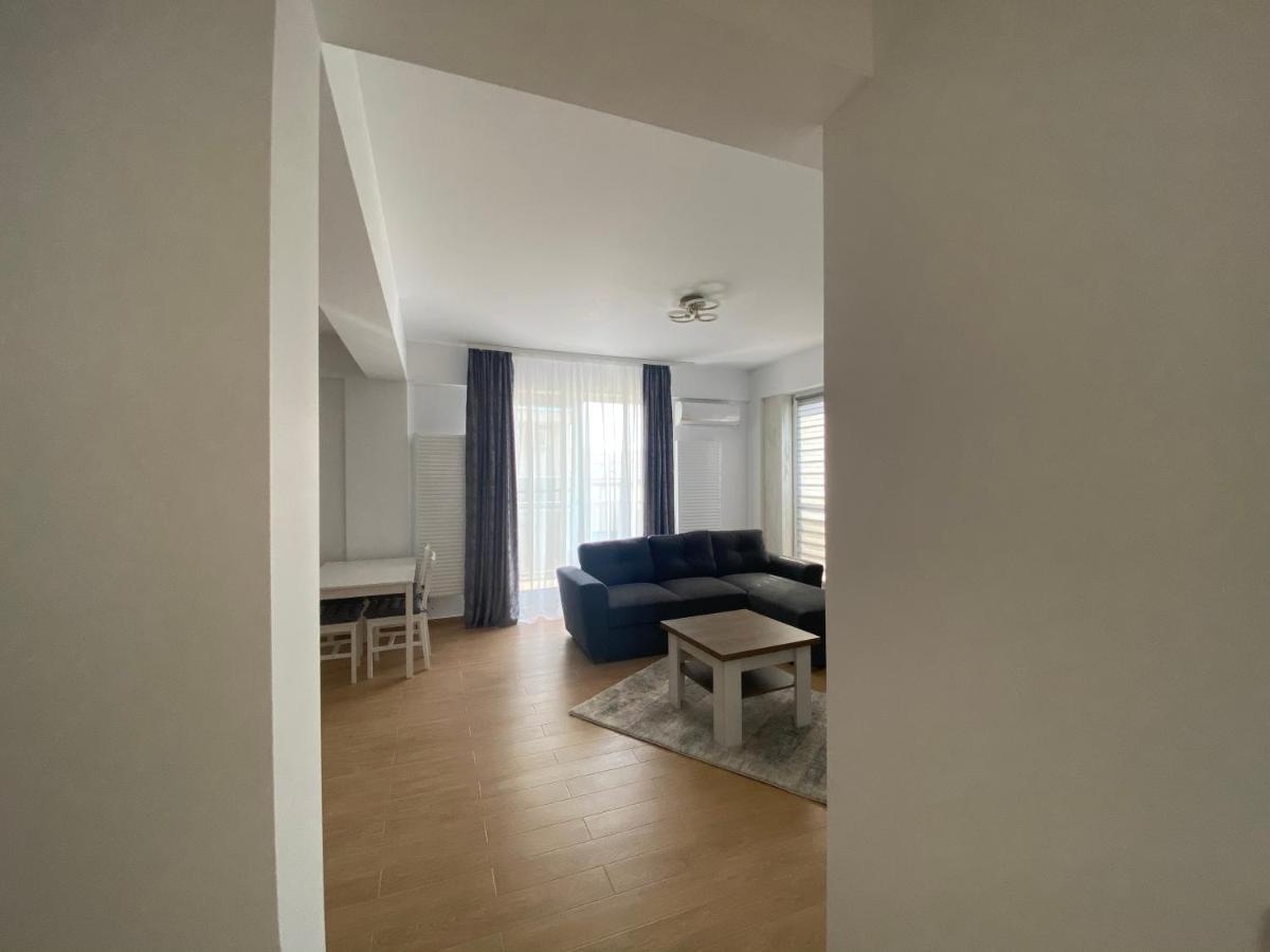 Costin Apartments C&C Residence 2 Năvodari Екстериор снимка